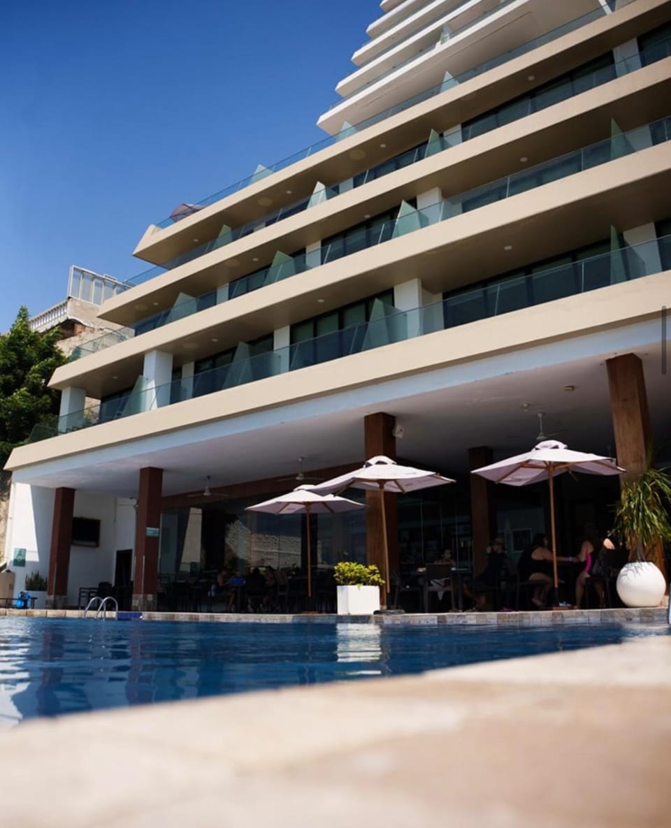 Pool view, Swimming pool