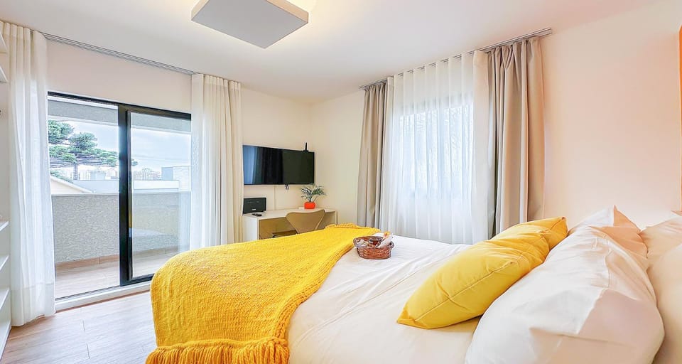 Bed, TV and multimedia