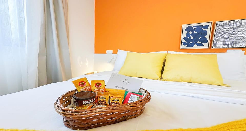 Food and drinks, Bedroom