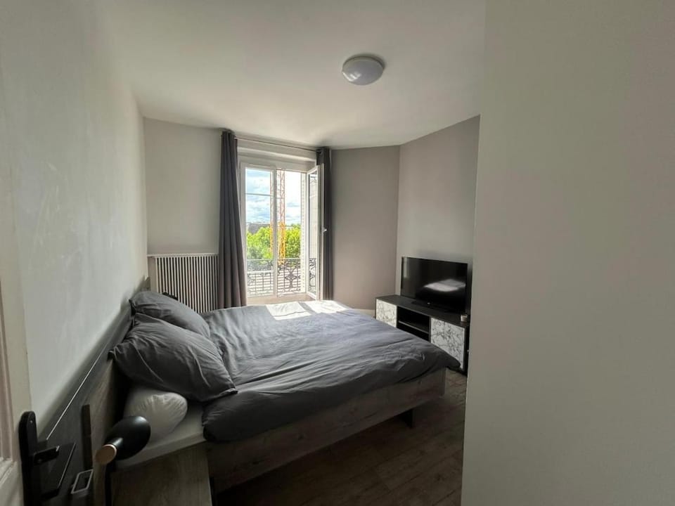 Appartement lumineux et spacieux avec 2 chambres Apartment in Île-de-France