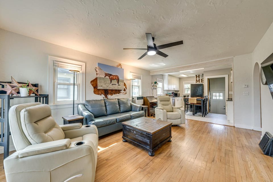 2 Mi to Dtwn: Family Home in Cheyenne! House in Cheyenne