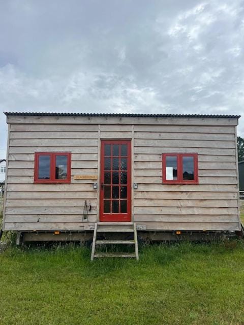 Black Bridge Cabin Cabin in Wales