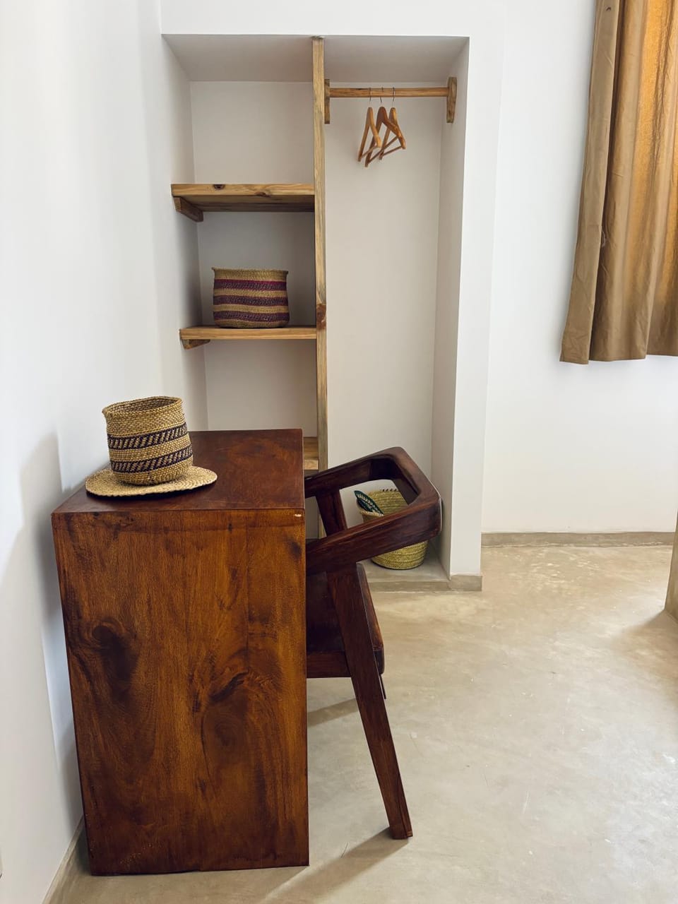 wardrobe