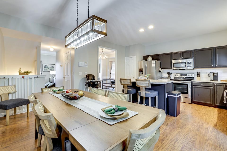 Playroom & Home Office: Family Retreat in Mauldin! House in Greenville