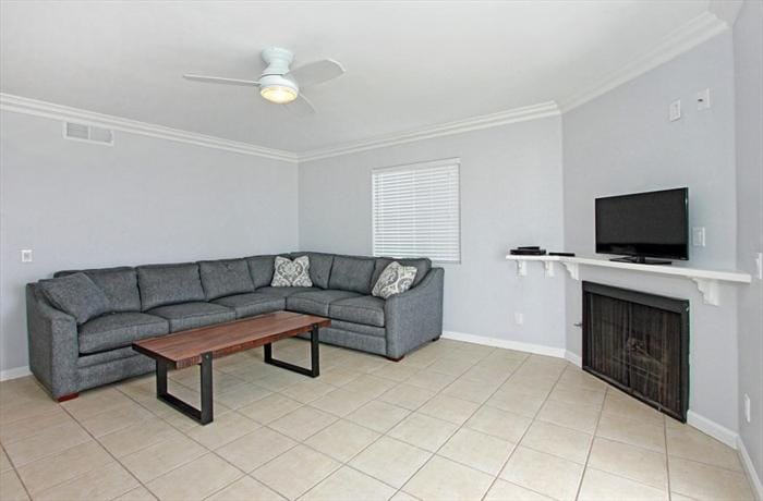 1404 W Oceanfront ABC House in Balboa Peninsula