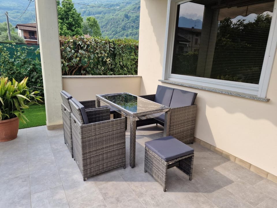 La Casetta al Lago Apartment in Lombardy