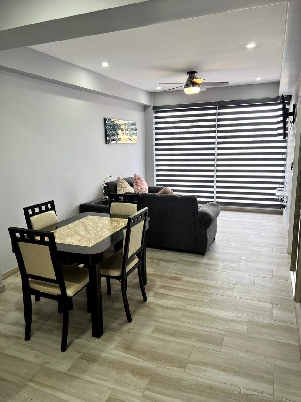 Condo ocean view one block Papas&beer Rosarito 1 Apartment in Rosarito