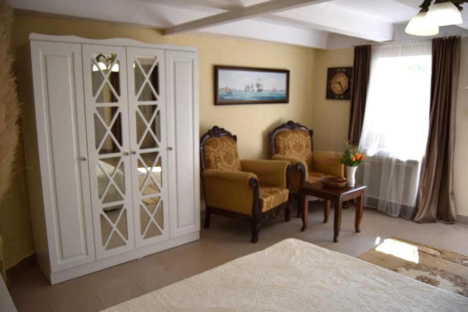 Seating area, wardrobe