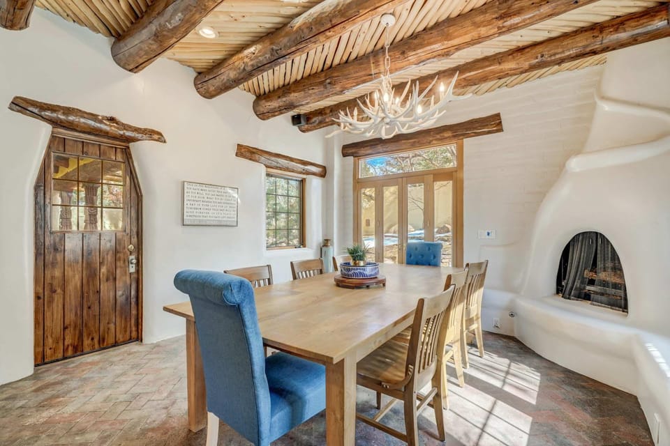 Adobe del Sur Architectural Gem Near Broadmoor House in Colorado Springs