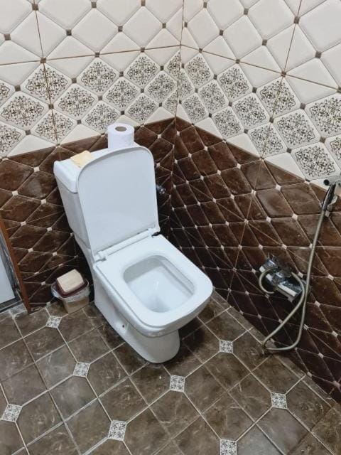 White will Orx House in Azerbaijan