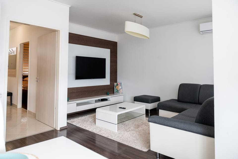 White City Apartman- with free garage Apartment in Slovakia