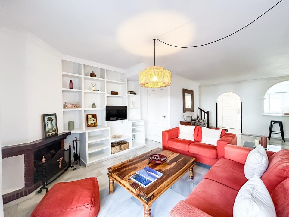 TV and multimedia, Living room, Seating area, heating, internet, air conditioner