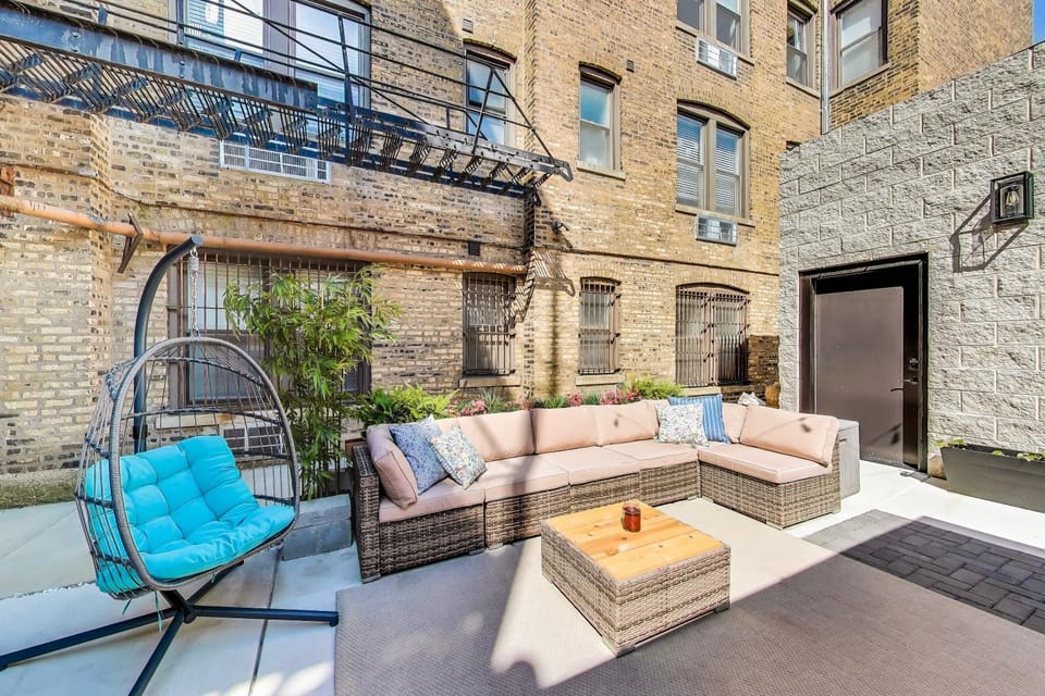 Patio, Balcony/Terrace, Seating area