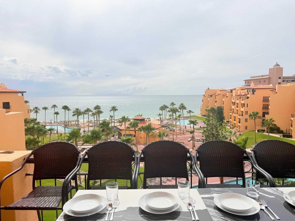 Princesa 3BR 2BA OV Penthouse- 502D House in Rocky Point