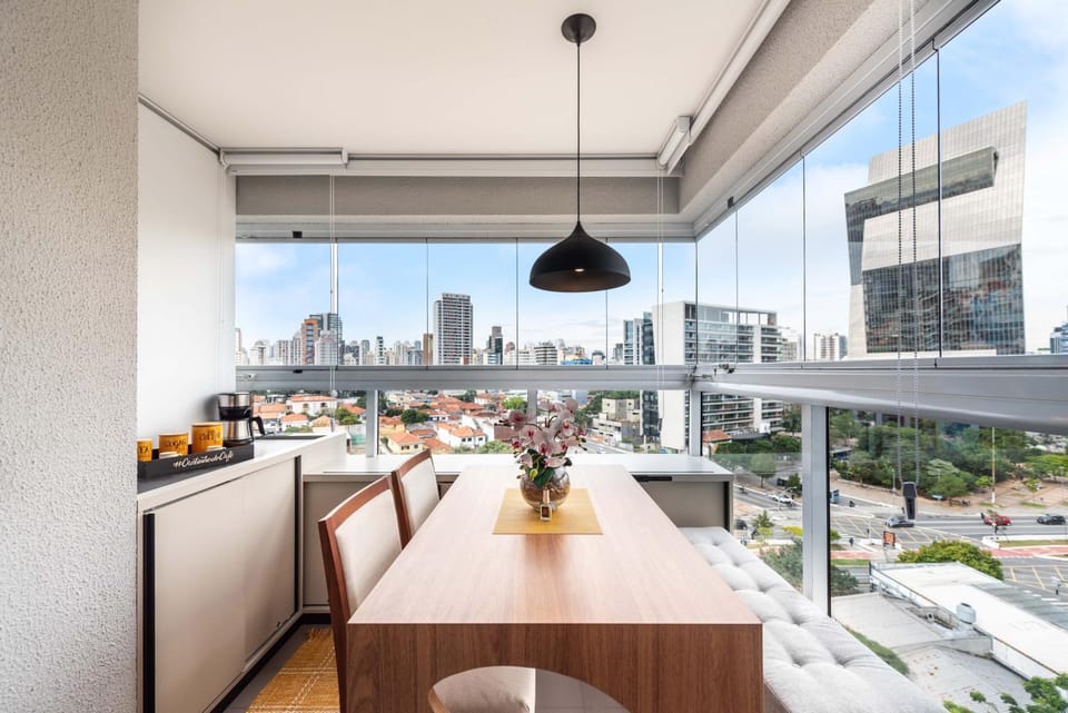View (from property/room), Balcony/Terrace, Dining area