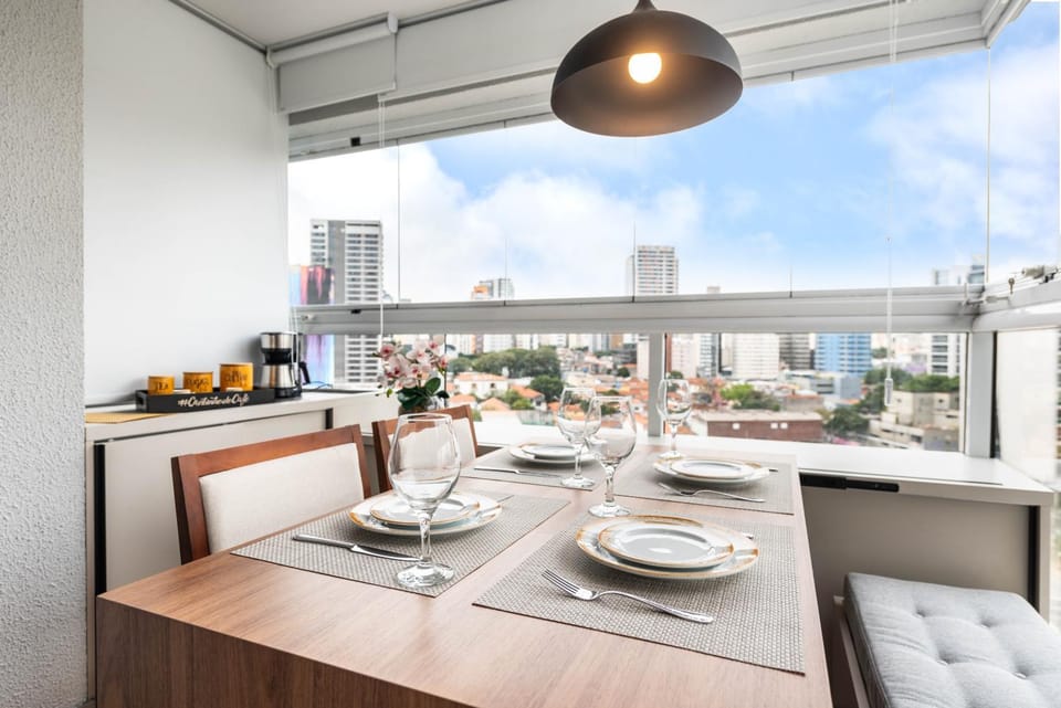 View (from property/room), Balcony/Terrace, Dining area