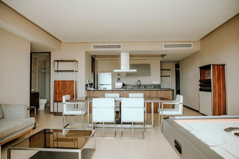 3 Bedrooms with huge Terrace in La Isla Acapulco Apartment in Acapulco