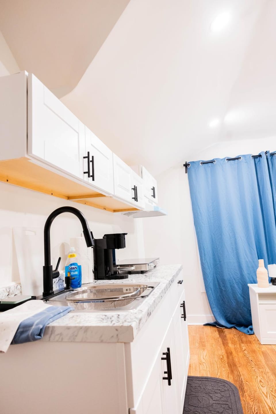 Joynest Loft - Private Entry & Bath Apartment in Hillside