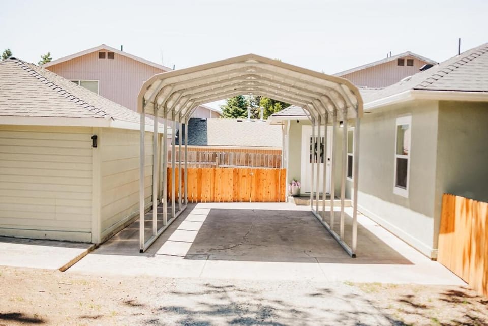 The Berkeley House House in Klamath Falls