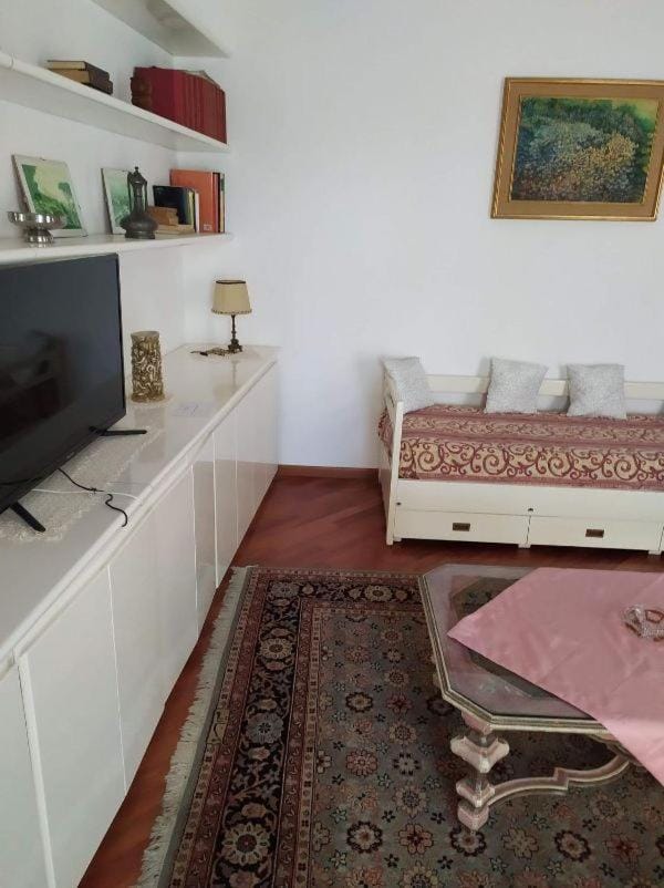 Casa del Pino Apartment in Spotorno