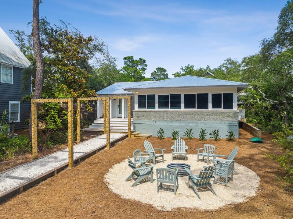 Grove To Grayt House in South Walton County