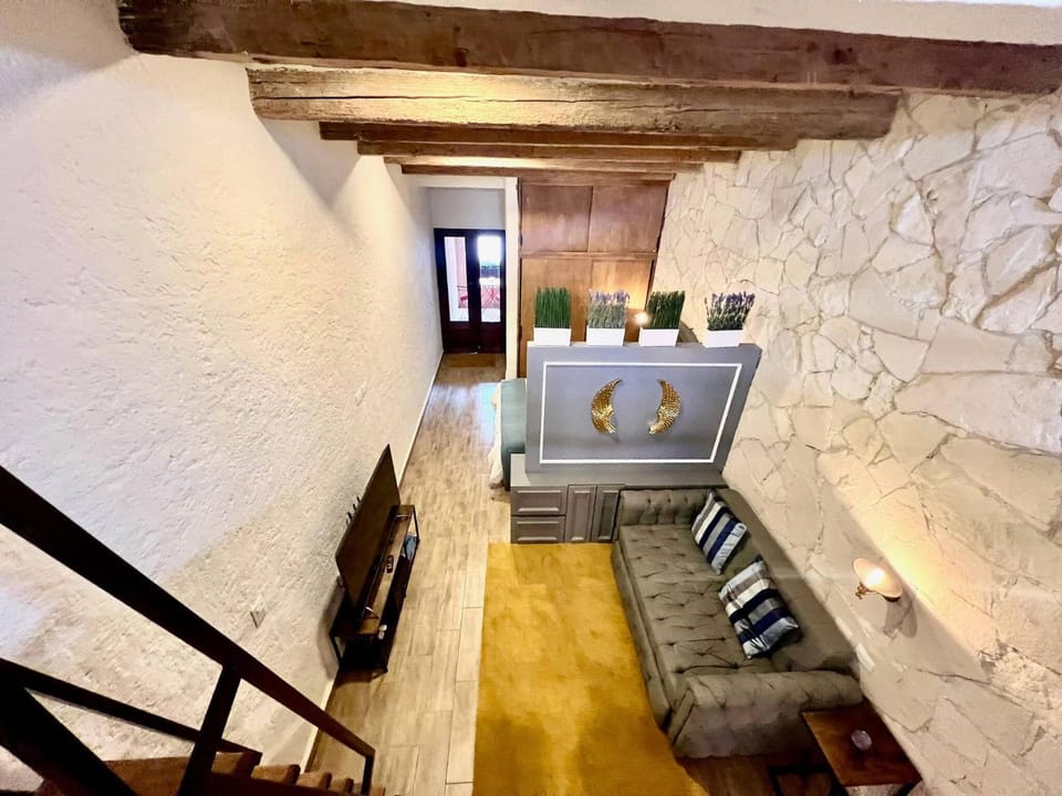 Communal lounge/ TV room, Living room