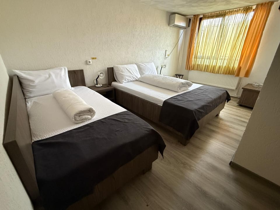 Pensiune Matrix Bed and Breakfast in Romania