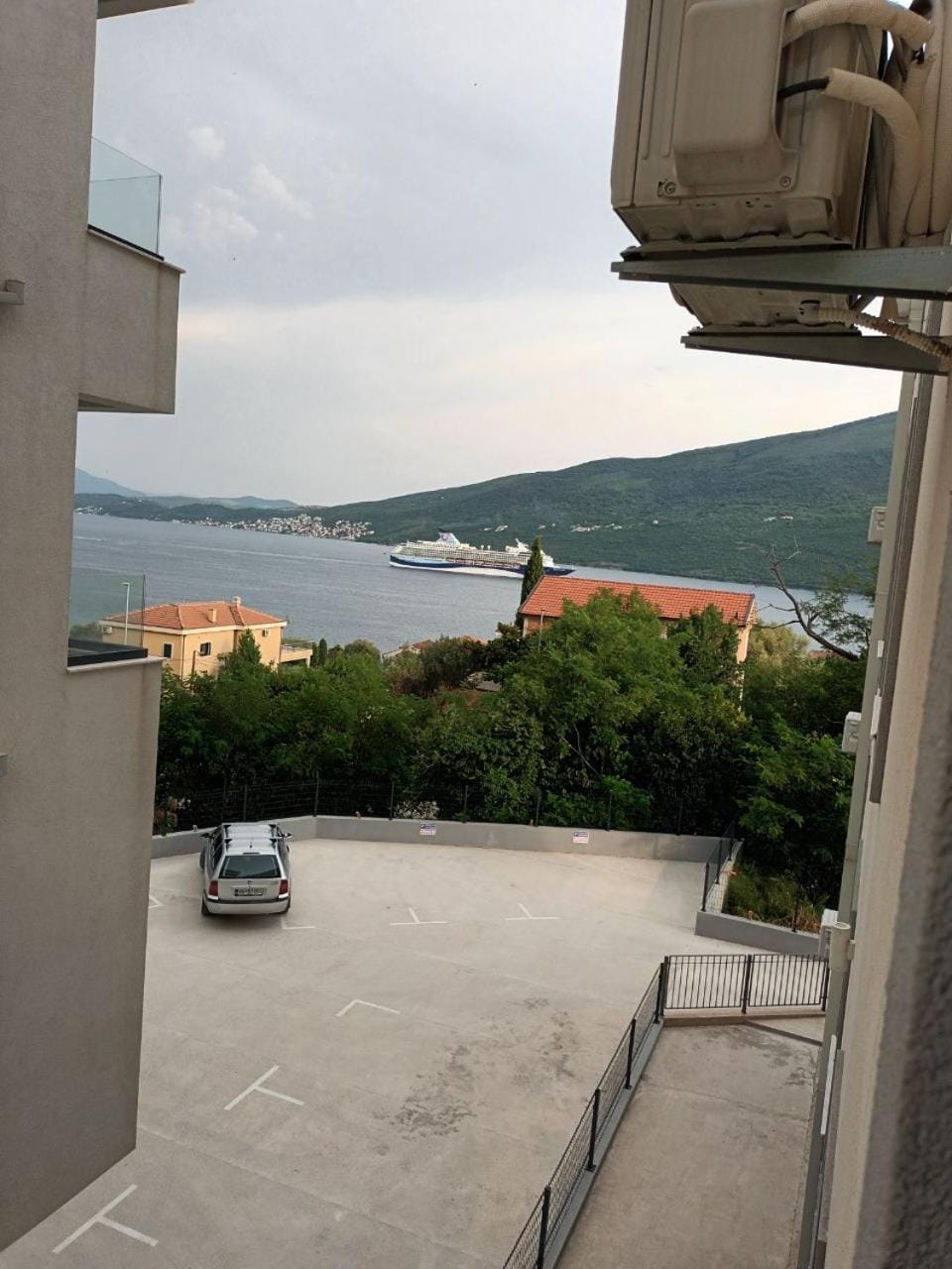 Blue Bay Boutique Studio Apartment in Kotor Municipality