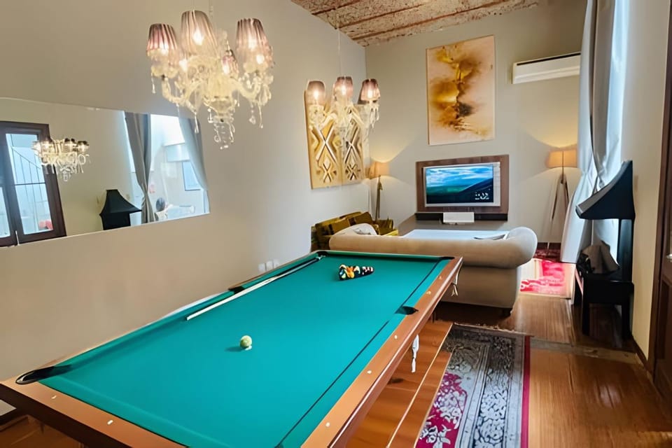 Great house w/ private terrace BBQ & Jacuzzi House in Buenos Aires