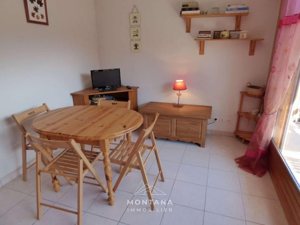 Charmant studio avec cabine - 4 pers - St Jean de Sixt - FR-1-458-223 Cabin in La Clusaz