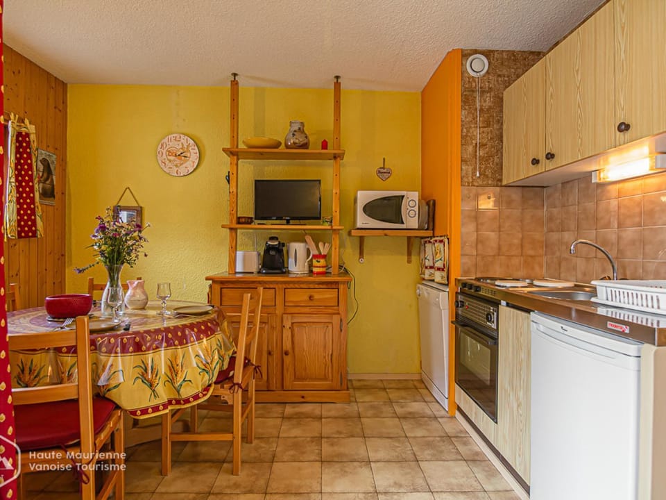 Studio fonctionnel avec balcon pour 3 personnes - FR-1-840-36 Apartment in Piedmont