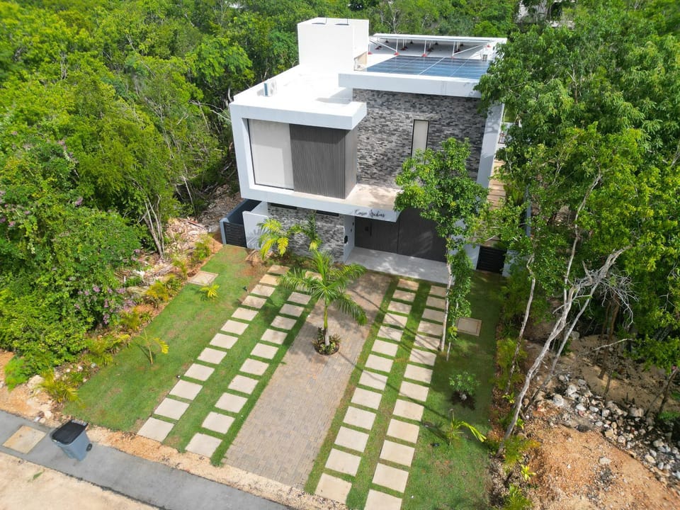Property building, Natural landscape, Garden