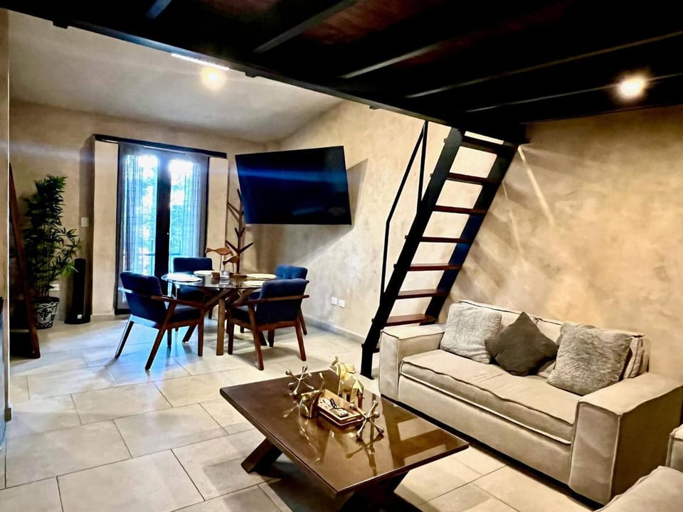 Communal lounge/ TV room, Living room