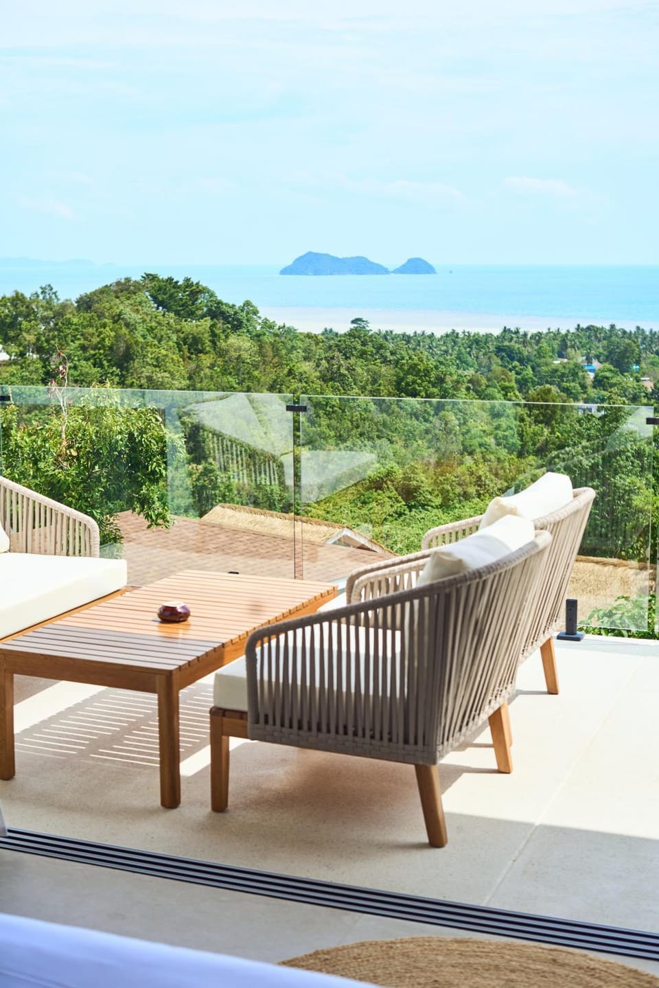 Day, View (from property/room), Balcony/Terrace, Seating area, Sea view
