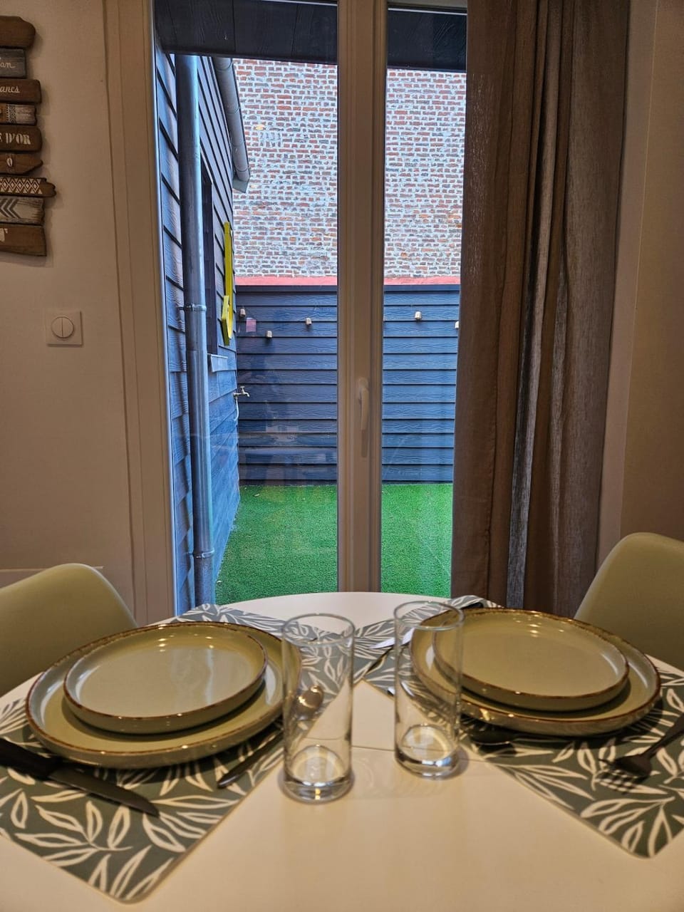 Le 325 Appartement de qualité avec terrasse Apartment in Béthune