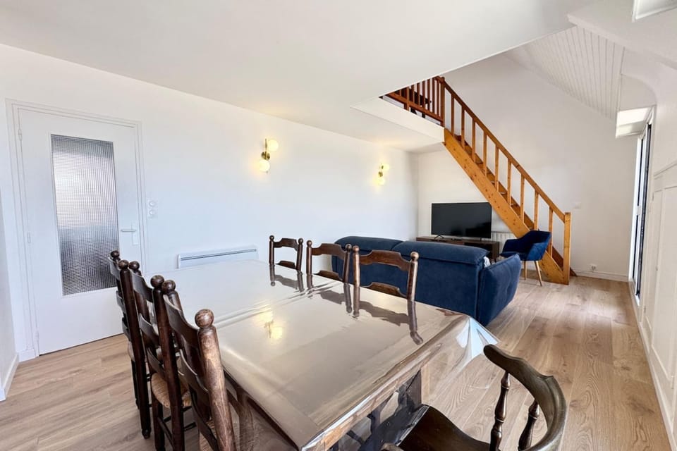Duplex plein charme Face mer & déco moderne Apartment in Quiberon
