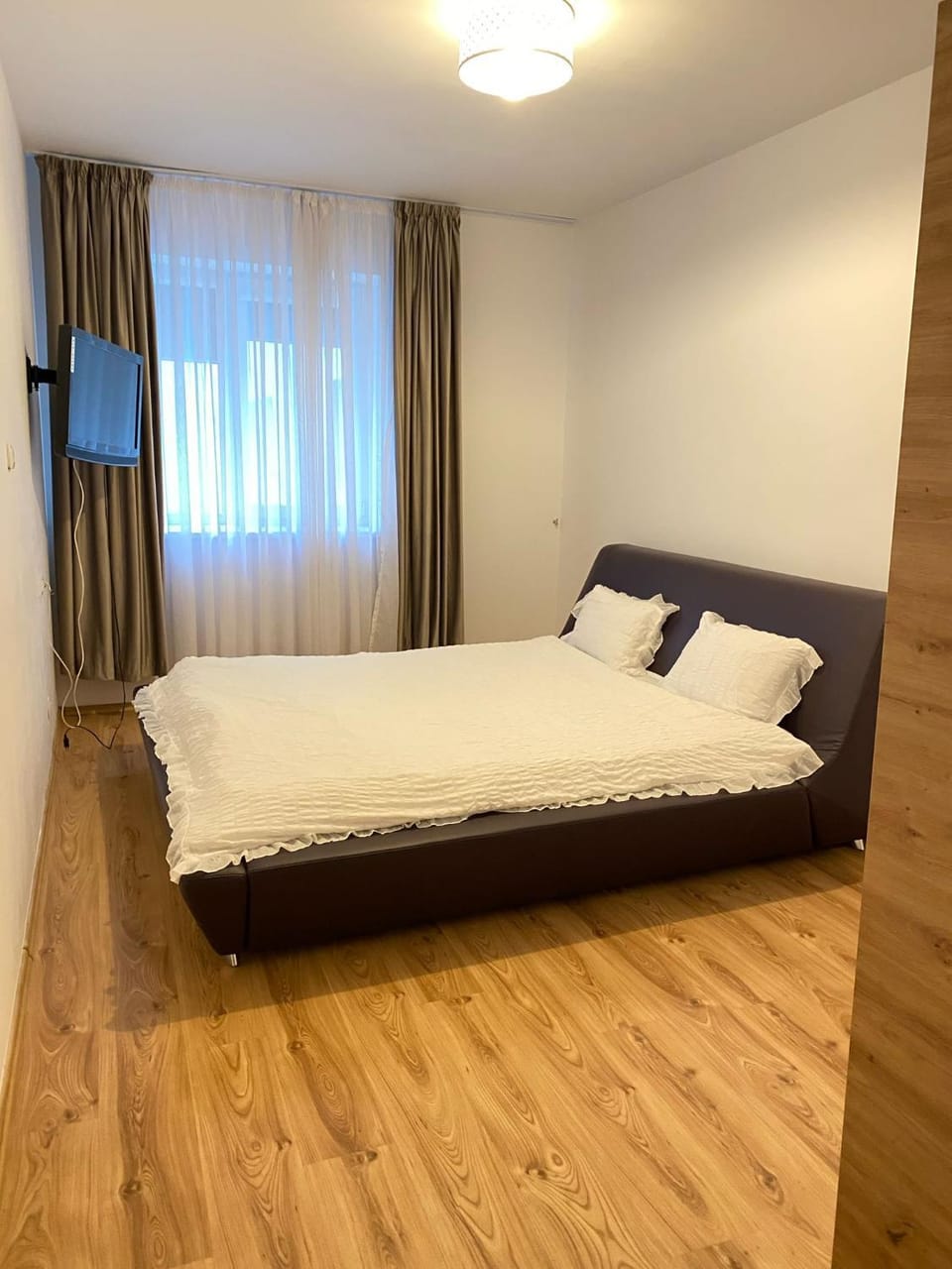 Red apartament Apartment in Bucharest