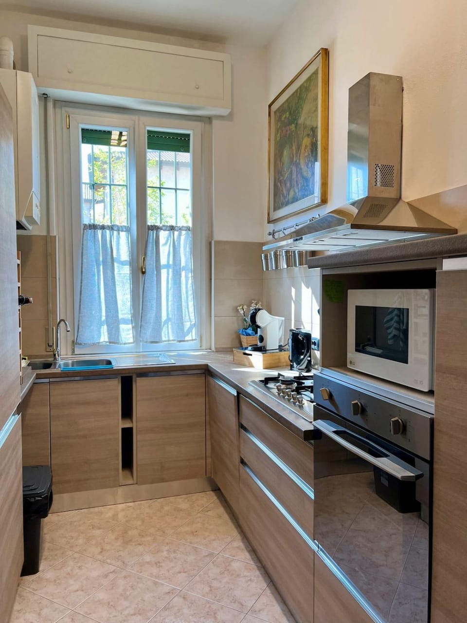 Kitchen or kitchenette, oven, stove