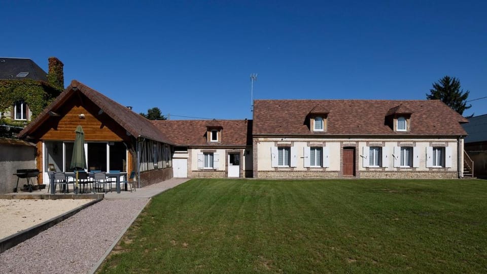 Le Presbytère de Buis House in Normandy