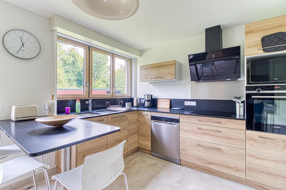 Kitchen or kitchenette, stove