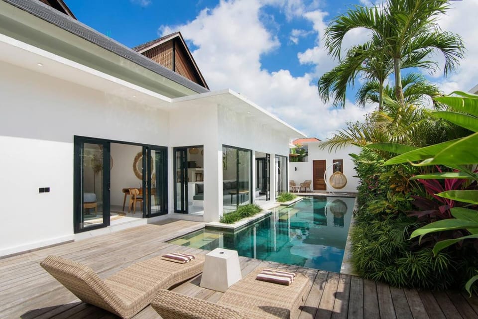 Day, Garden, Garden view, Pool view, Swimming pool, sunbed