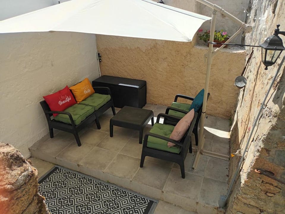 Inner courtyard view