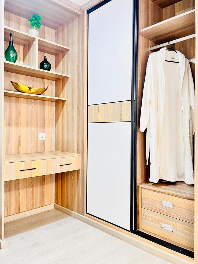 The best beautifully furnished apartments in kilimani near yaya center ,close proximity to major shopping malls ,restaurants with luxurious modern facilities Apartment in Nairobi