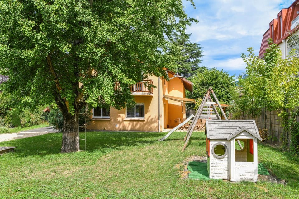 Villa Du Grand Port House in Aix-les-Bains