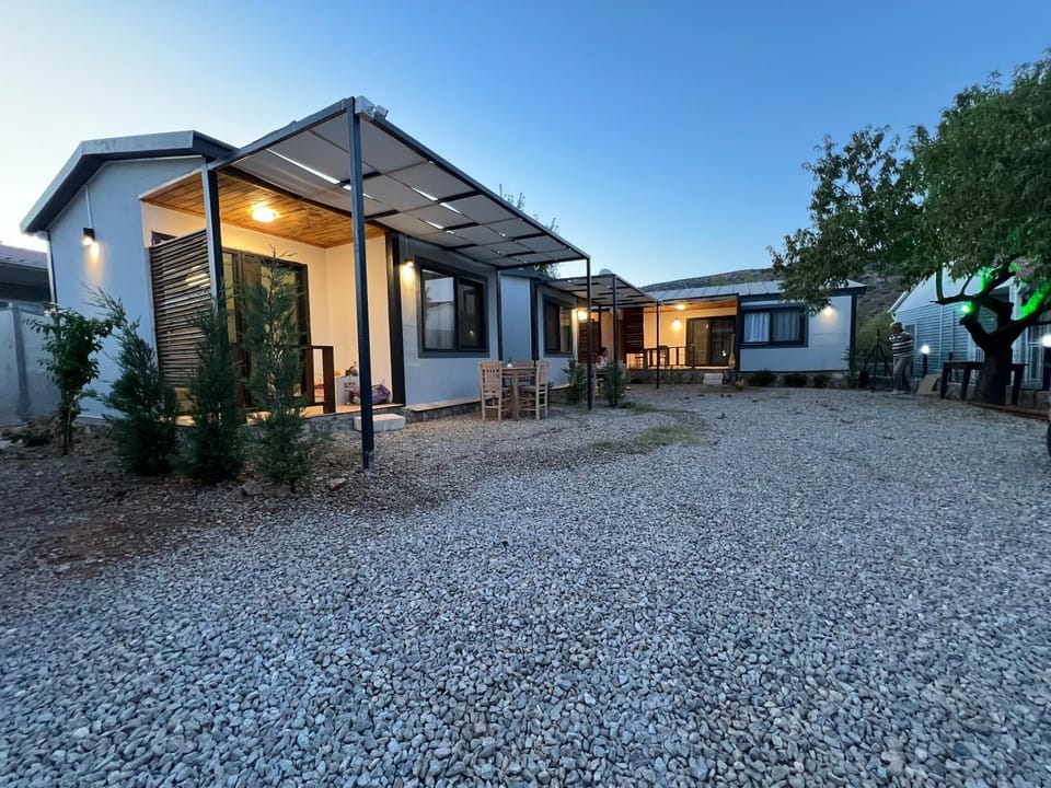 Property building, Garden