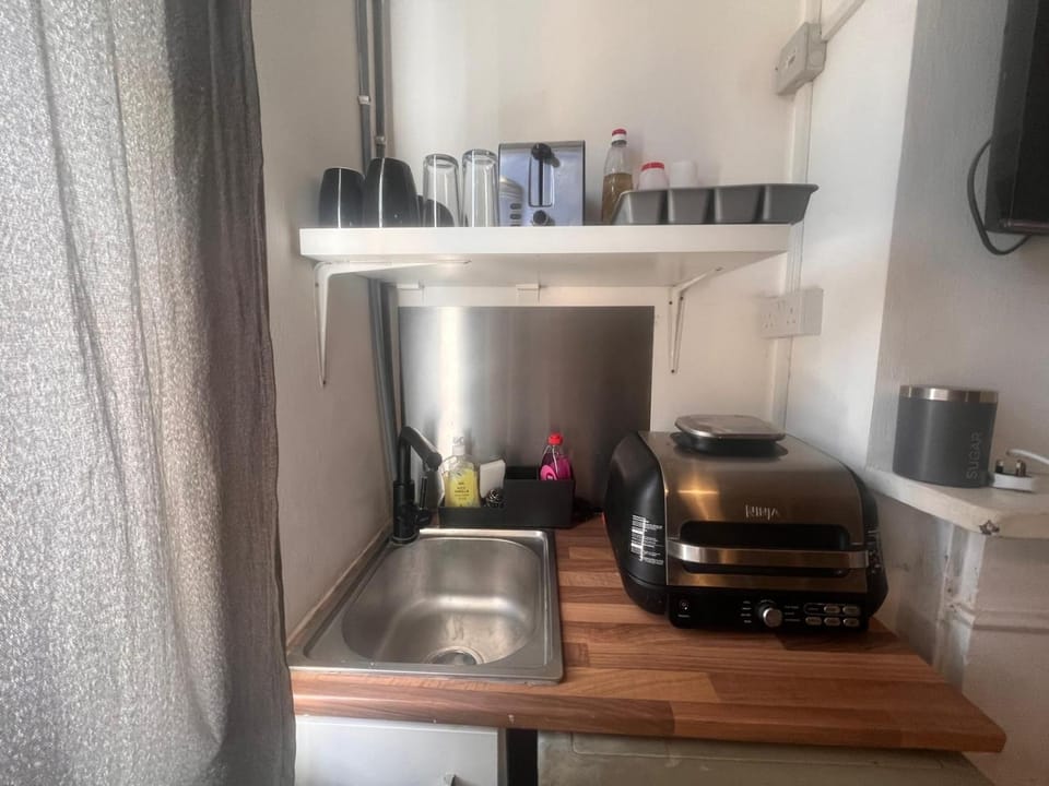East Suite Bed and Breakfast in London Borough of Hackney