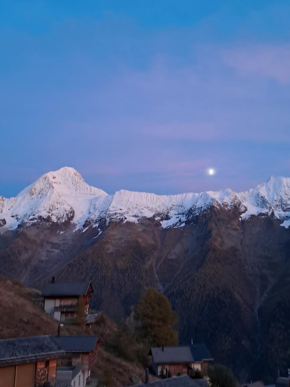 Fluehüsli Bed and Breakfast in Canton of Valais