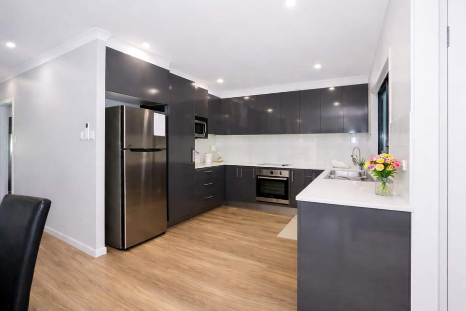 Kitchen or kitchenette, oven, stove