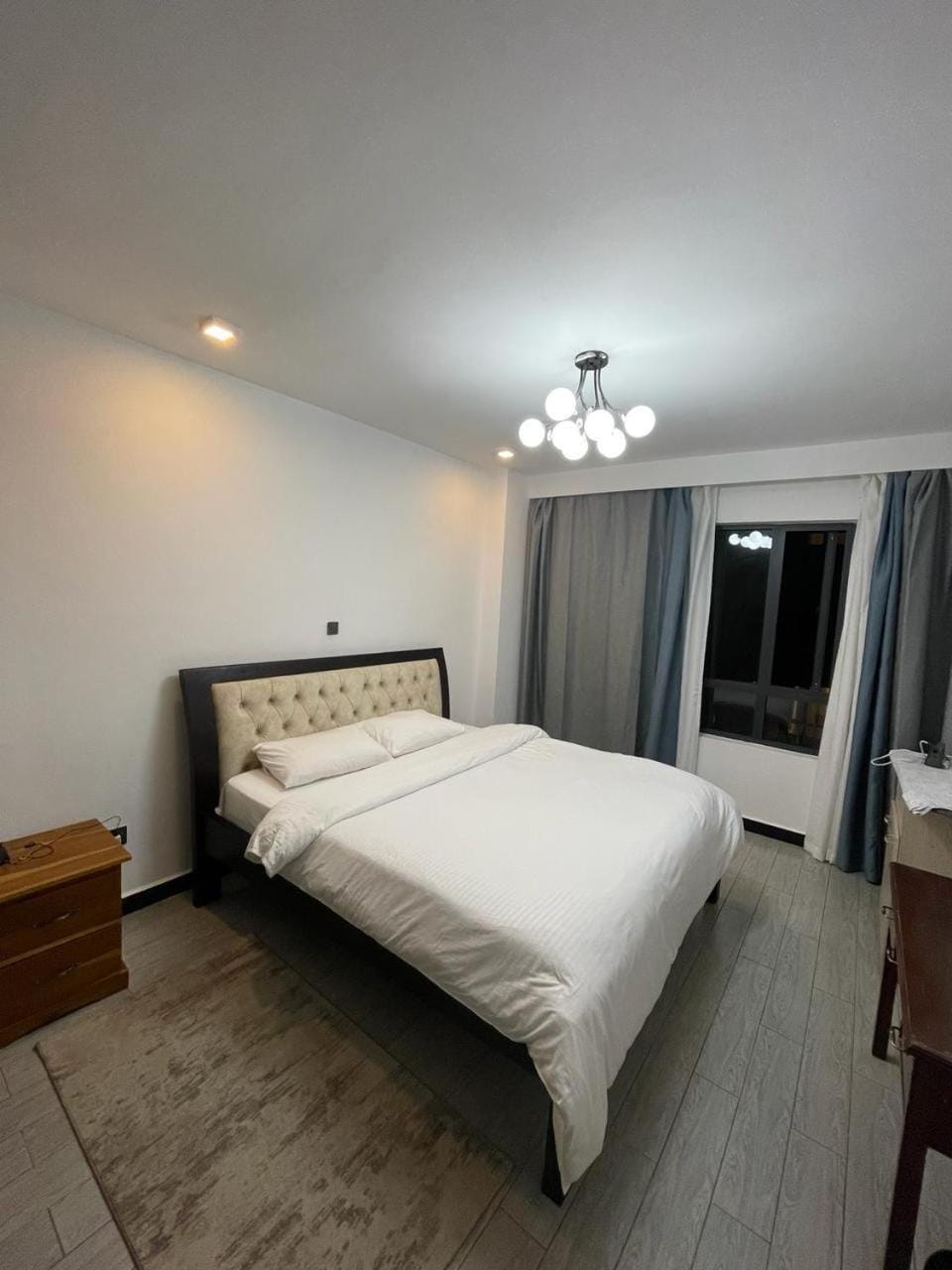 fabulous homes in kilimani apartment with amazing breathtaking, swimming pool, ample parking, children playground and amazing scenic views Apartment in Nairobi