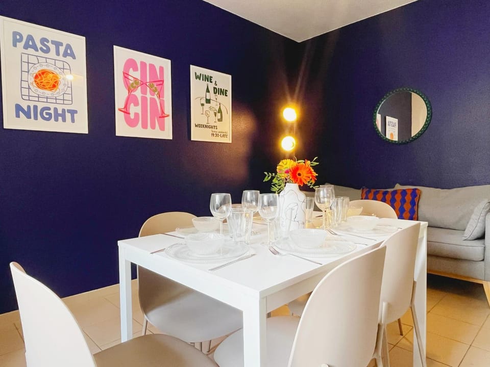 Othello - Appartement 6 personnes - Check in h24 & Wifi Apartment in Lyon